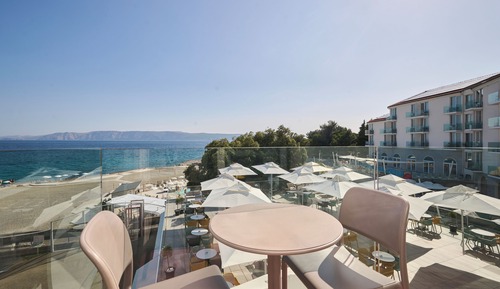 Premium double room with sea view balcony