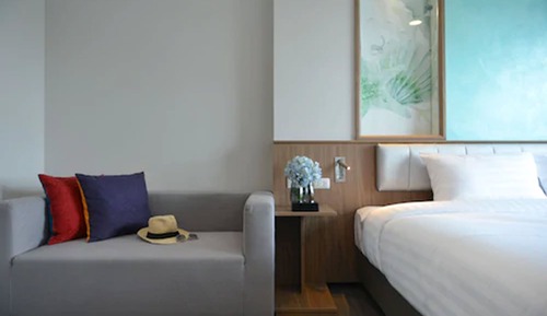 Deluxe King Room