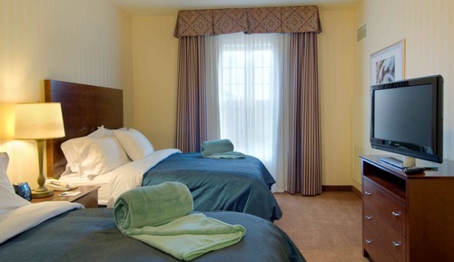 One Bedroom Suite Two Queens, Non-Smoking