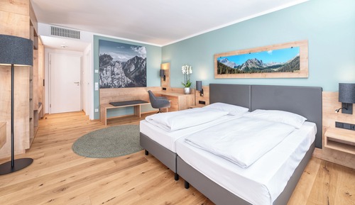 Habitación doble, 1 cama de matrimonio, balcón