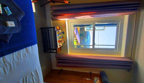 Habitación estándar con 1 cama doble o 2 individuales, baño privado, vistas al jardín (Room 1)