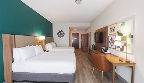 Habitación estándar, 2 camas de matrimonio, accesible para personas con discapacidad, no fumadores