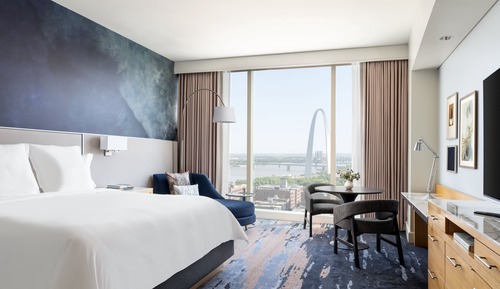 Habitación, 1 cama de matrimonio grande, no fumadores (Arch View Room)