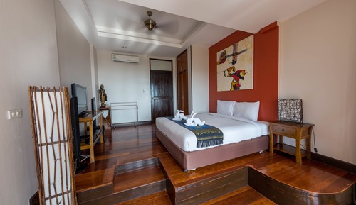 Family Apartment, 3 Bedrooms, Connecting Rooms, Sea Facing