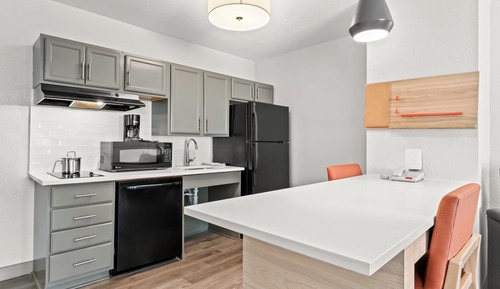 Suite estudio, 1 cama de matrimonio, ducha adaptada (Mobility Accessible)