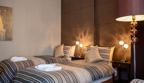 Habitación estándar con 2 camas individuales, baño compartido