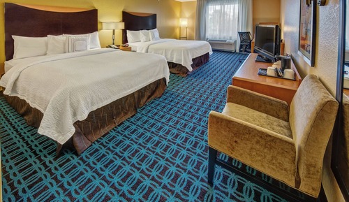 Habitación, 2 camas de matrimonio, no fumadores (Hearing Accessible)