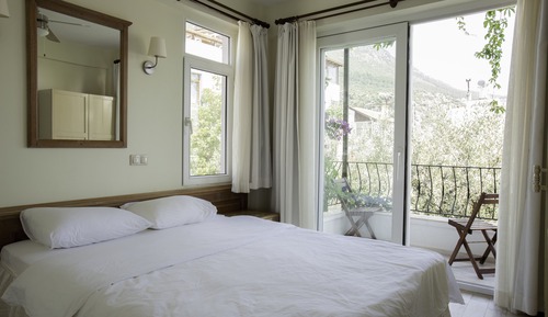 Habitación estándar con 1 cama doble o 2 individuales