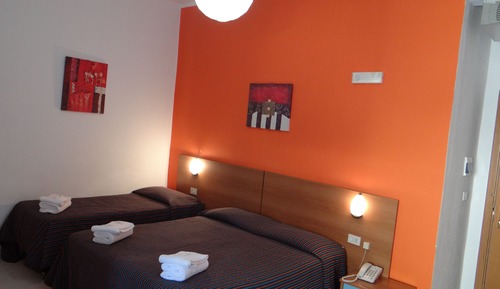 Habitación triple Confort, no fumadores