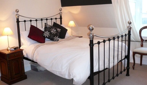 Habitación triple, baño privado