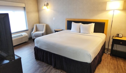 Suite, no fumadores (2 King Beds with Sofa Bed)