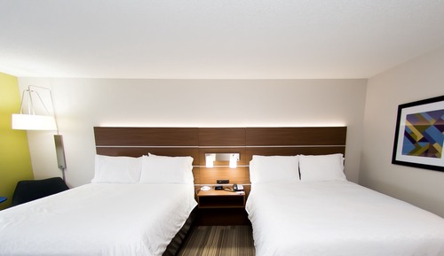 Habitación estándar, 2 camas de matrimonio (Communications, Mobility, Access Tub)