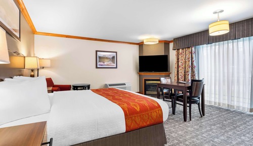 Suite, 1 cama de matrimonio grande, no fumadores, balcón