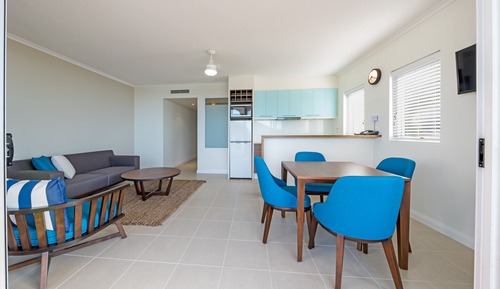 2 Bedroom Heated Pool Access Spa Suite