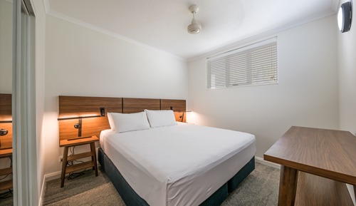 1 Bedroom Heated Pool Access Spa Suite