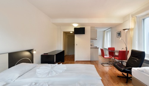 Estudio estándar (für 3 Personen)