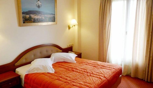 Habitación con 1 cama doble o 2 individuales, vistas al mar