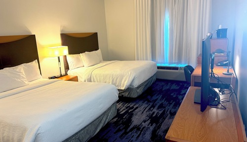 Habitación, 2 camas de matrimonio (Mobility/Hearing Access, Roll-in Shwr)