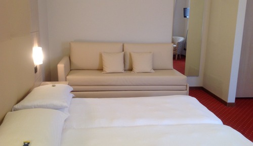 Habitación triple superior (2 Adults and 1 Child)