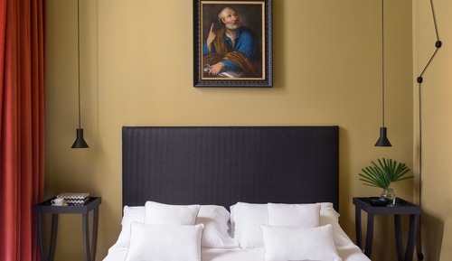 Apartamento, en edificio anexo