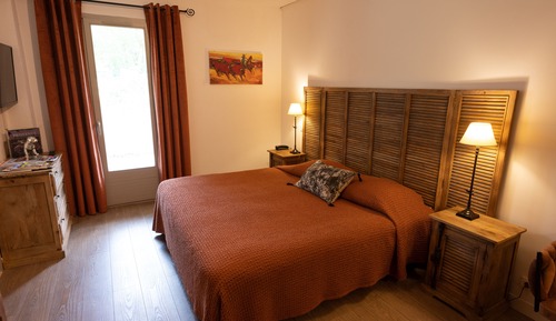 Chambre Double Supérieure climatisée