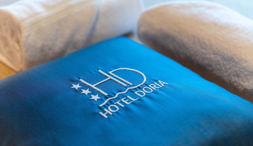 Habitación estándar con 1 cama doble o 2 individuales, 1 habitación, balcón