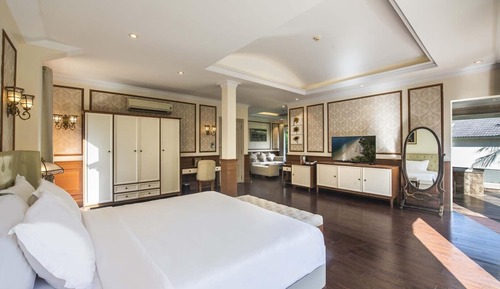 3 Bedrooms Villa
