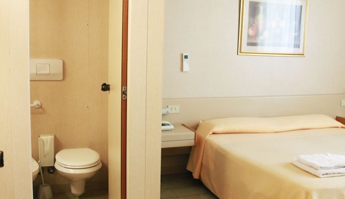 Economy Double or Twin Room