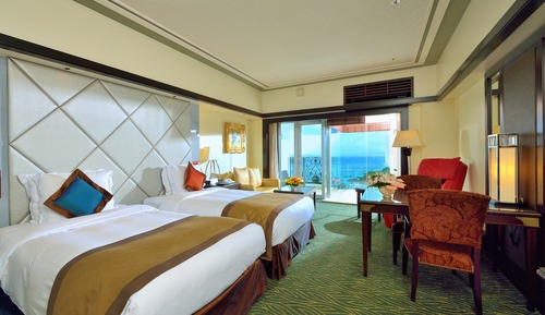 Suite Royal, no fumadores, Acceso al salón del club (EXES Royal Pool Suite for 2 people)