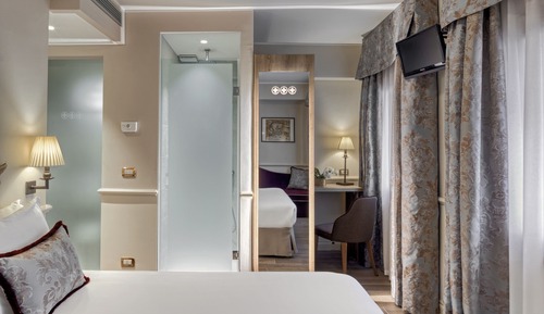 Habitación Confort doble, en edificio anexo