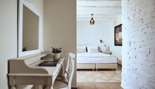 Habitación familiar, vistas parciales al mar