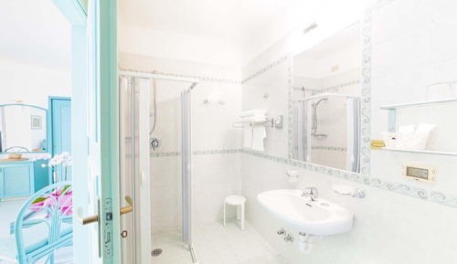 Habitación triple estándar, vistas al jardín