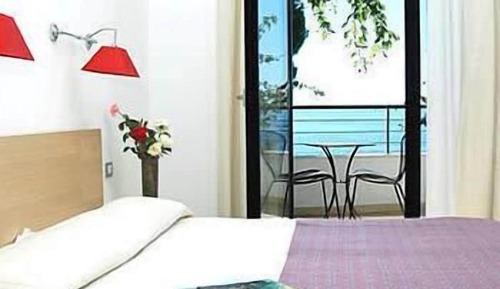 Habitación doble superior, balcón, vistas al mar