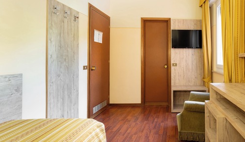 Habitación individual Confort, 1 cama individual, no fumadores, vistas al jardín