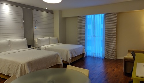 Suite familiar, varias camas, no fumadores