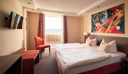 Habitación doble, junto al lago