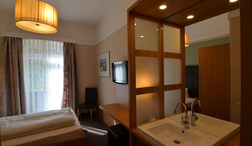 Habitación individual, 1 cama individual, junto a la montaña