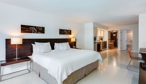 Estudio, 1 cama de matrimonio grande