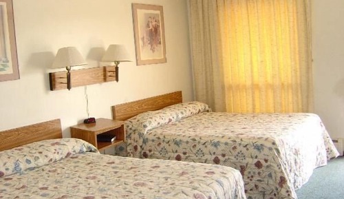 Habitación estándar, 2 camas de matrimonio