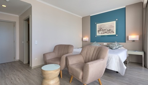 Habitación Deluxe con 1 cama doble o 2 individuales, vistas al mar (Single Use)