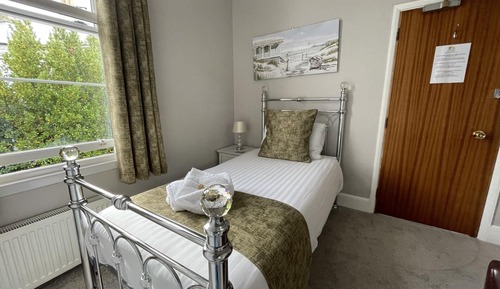 Habitación individual, baño privado