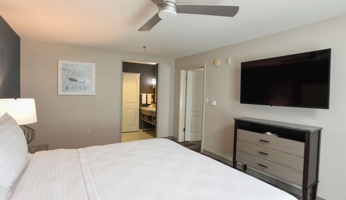 Suite, matr. grande, no fum.