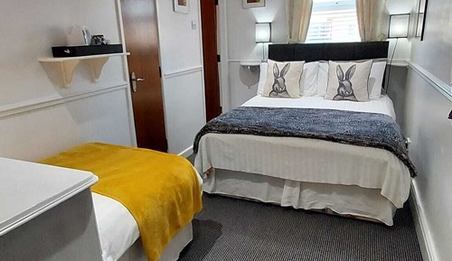 Habitación familiar, baño privado