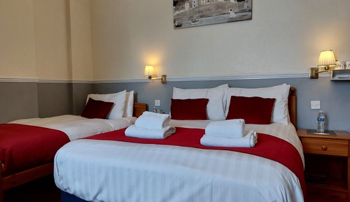 Habitación triple familiar