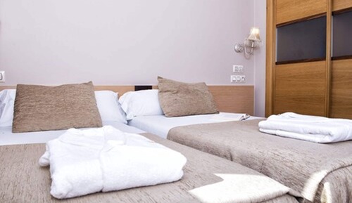 Ático, 1 habitación