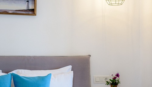 Deluxe Suite with Outdoor Hot Tub, Sea View