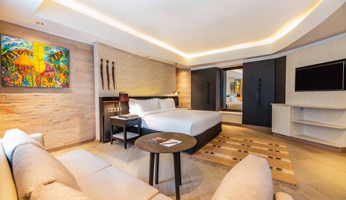 Habitación Deluxe, 1 cama de matrimonio grande (Deluxe King)