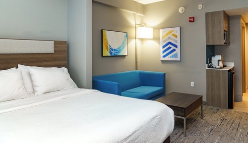 Suite, 1 cama de matrimonio grande, accesible para personas con discapacidad (Communications)