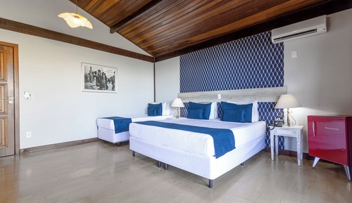 Habitación triple, balcón, vistas al mar