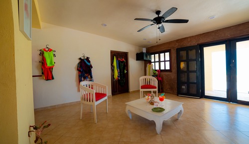 Habitación de lujo doble, 1 cama de matrimonio grande, vistas al mar, frente a la playa